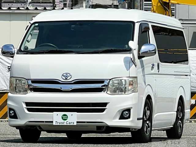 2011 Toyota Hiace Wagon