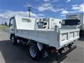 2016 Mitsubishi Canter