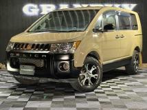 2014 Mitsubishi Delica D5