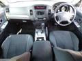 2006 Mitsubishi Pajero