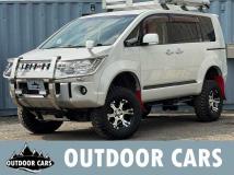 2007 Mitsubishi Delica D5