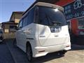 2009 Nissan ROOX