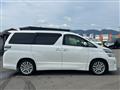 2011 Toyota Vellfire