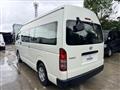 2017 Toyota Hiace Commuter