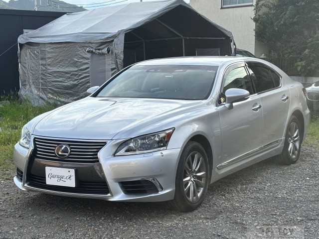 2013 Lexus LS