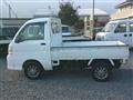 2005 Daihatsu Hijet Truck