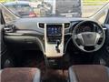 2013 Toyota Alphard G