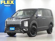 2021 Mitsubishi Delica D5