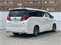 2017 Toyota Alphard Hybrid