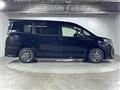 2016 Toyota Voxy