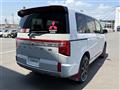 2022 Mitsubishi Delica D5