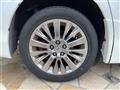 2013 Toyota Alphard