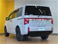 2025 Mitsubishi Delica D5