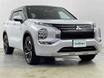 2024 Mitsubishi OUTLANDER PHEV