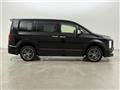 2019 Mitsubishi Delica D5