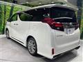 2017 Toyota Alphard