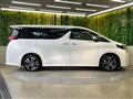 2022 Toyota Alphard