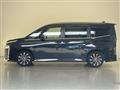 2022 Toyota Voxy