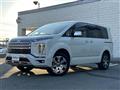 2019 Mitsubishi Delica D5