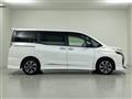 2021 Toyota Voxy