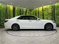 2013 Toyota Crown Hybrid