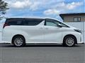 2020 Toyota Alphard Hybrid