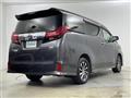 2015 Toyota Alphard Hybrid