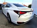 2019 Lexus ES