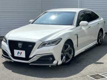 2018 Toyota Crown Hybrid