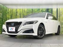 2020 Toyota Crown Hybrid