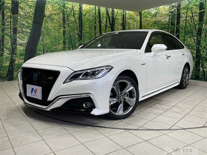 2018 Toyota Crown Hybrid