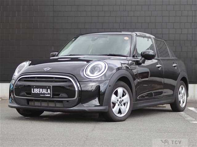 2022 BMW MINI