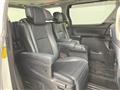 2014 Toyota Alphard Hybrid