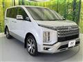 2022 Mitsubishi Delica D5