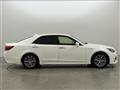 2017 Toyota Crown Hybrid