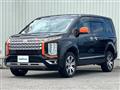 2019 Mitsubishi Delica D5