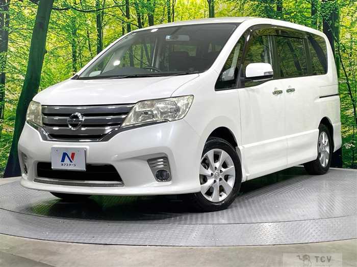 2011 Nissan Serena