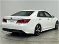 2013 Toyota Crown Hybrid