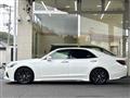 2018 Toyota Crown Hybrid