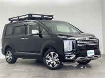 2020 Mitsubishi Delica D5