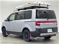 2010 Mitsubishi Delica D5