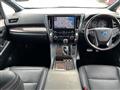 2021 Toyota Alphard Hybrid