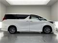 2020 Toyota Alphard Hybrid
