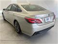 2018 Toyota Crown Hybrid
