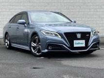 2019 Toyota Crown Hybrid