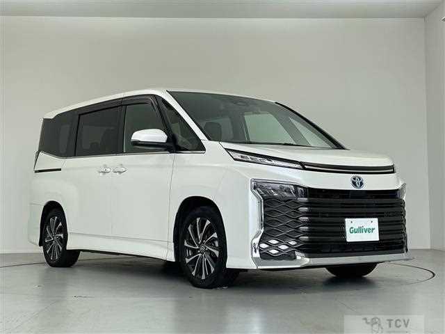 2023 Toyota Voxy