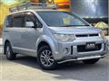 2011 Mitsubishi Delica D5