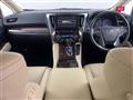 2018 Toyota Alphard Hybrid