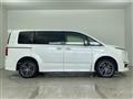 2019 Mitsubishi Delica D5