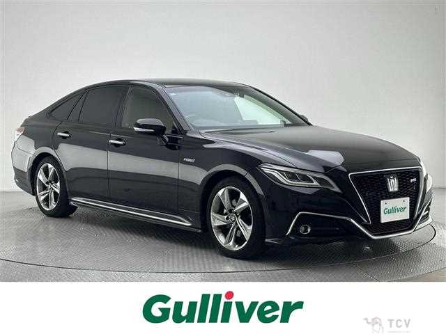 2019 Toyota Crown Hybrid